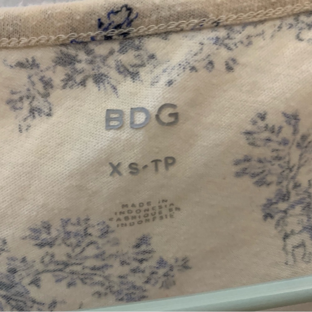 BDG preppy top - Picture 3 of 3